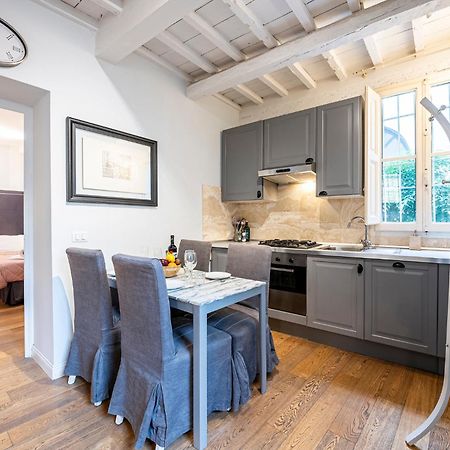 Suite In Pz. Michelangelo: Due Camere Con Due Bagni Florencia Exterior foto