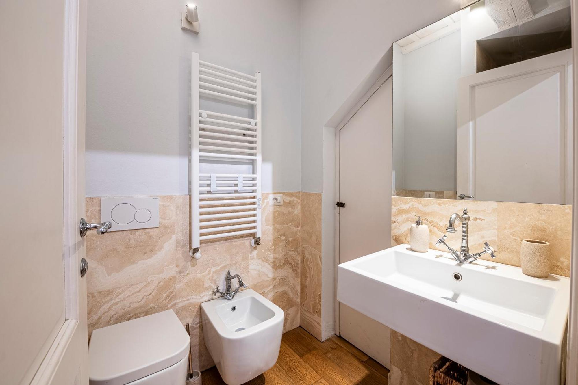 Suite In Pz. Michelangelo: Due Camere Con Due Bagni Florencia Exterior foto