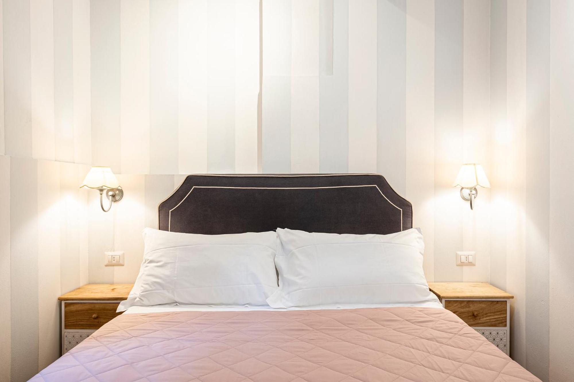 Suite In Pz. Michelangelo: Due Camere Con Due Bagni Florencia Exterior foto